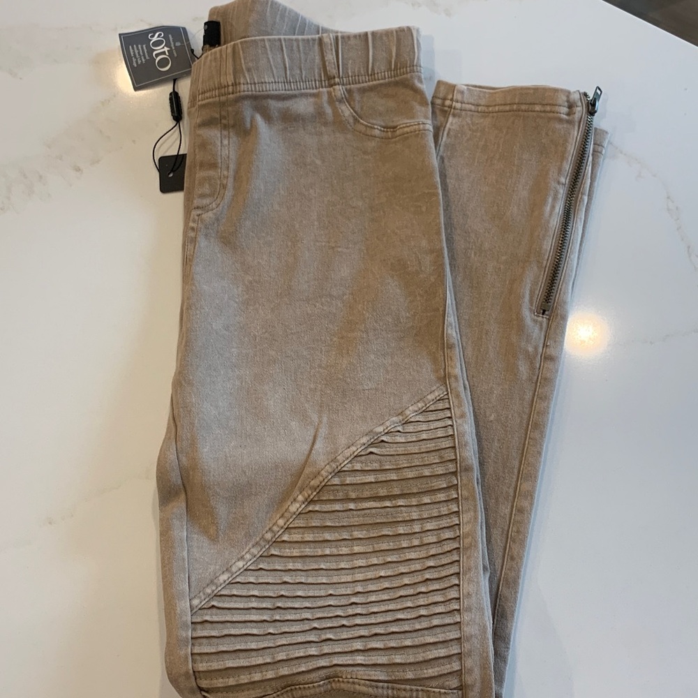 Beulah Tan Skinny Moto Jeans with Ankle Zippers